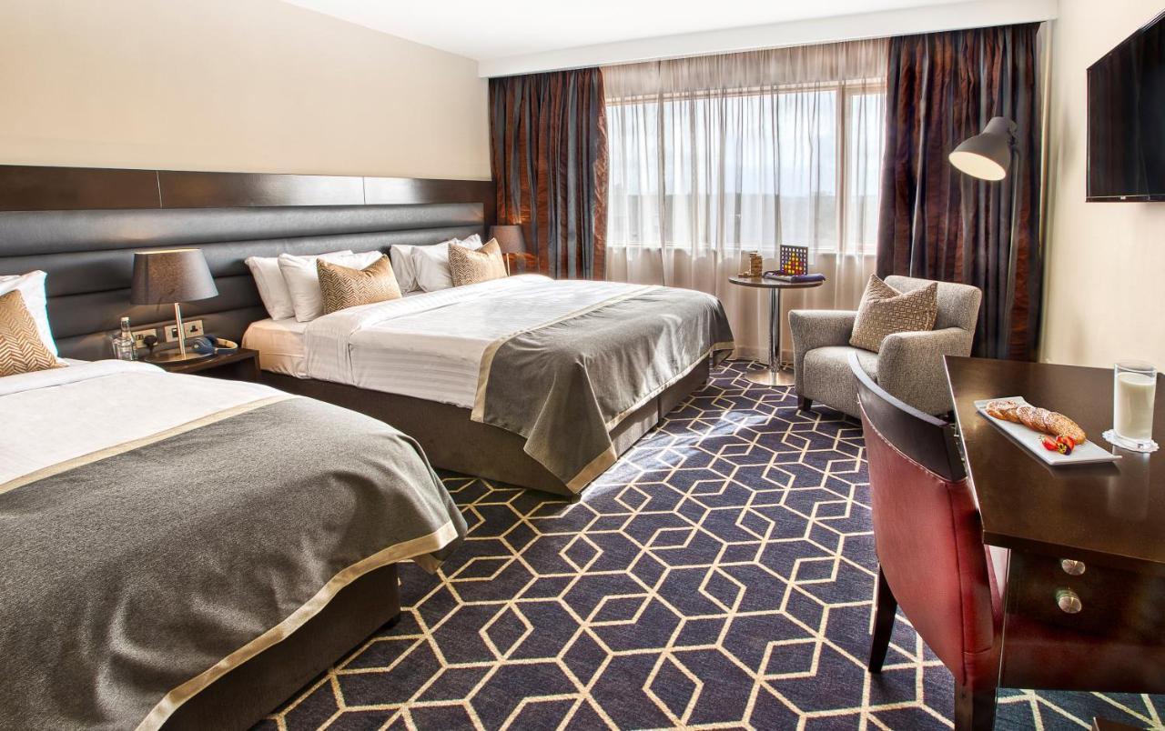 Athlone Springs Hotel מראה חיצוני תמונה